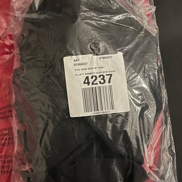 Elliatt Kennedy Mini Bow Dress In Black - Picture 11 of 11